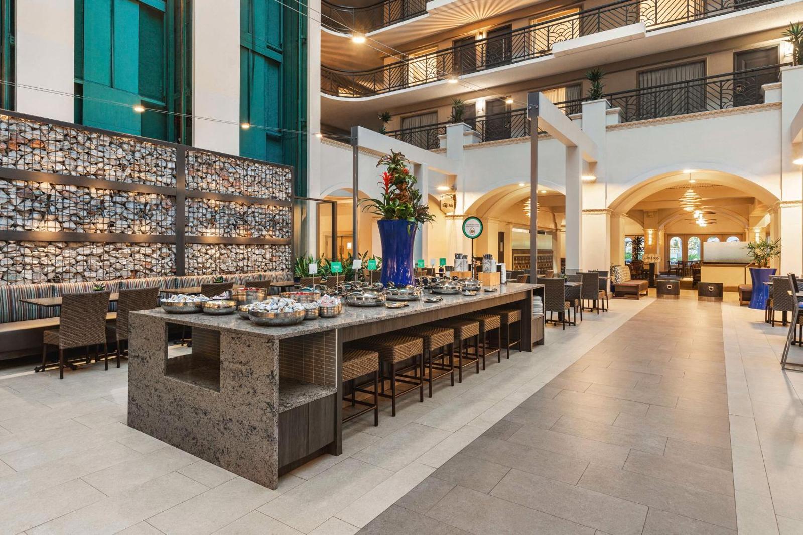 Embassy Suites By Hilton Hotel Miami - International Airport