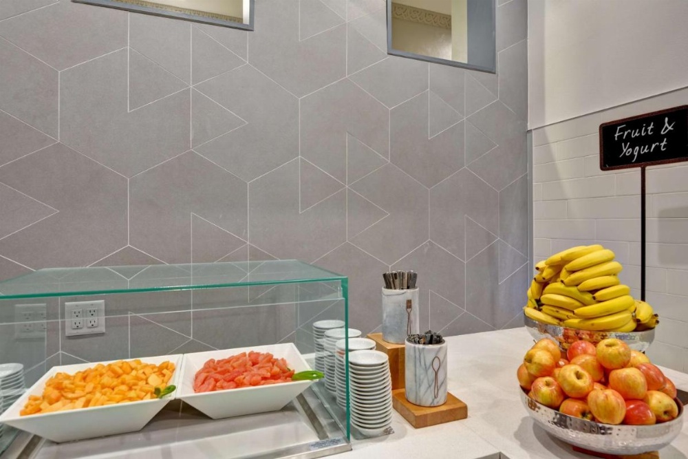 Embassy Suites By Hilton Hotel Miami - International Airport Image 11
