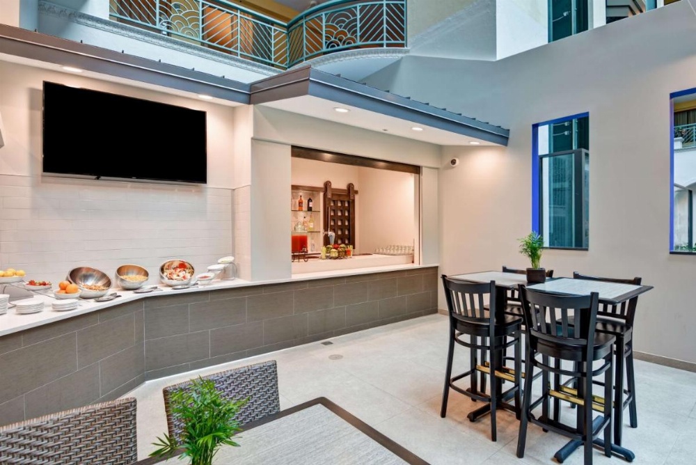 Embassy Suites By Hilton Hotel Miami - International Airport Image 26