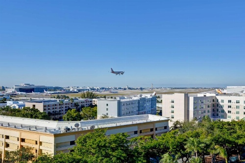 Embassy Suites By Hilton Hotel Miami - International Airport image 32